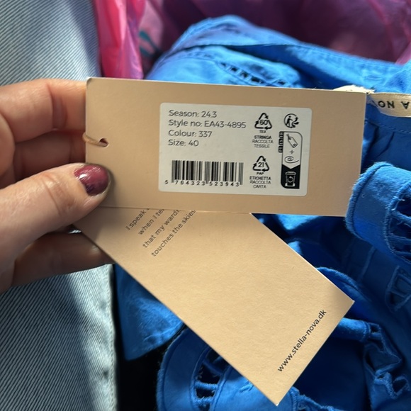 Stella Nova eyelet Cotton-Seersucker Midi Dress - Picture 2 of 2